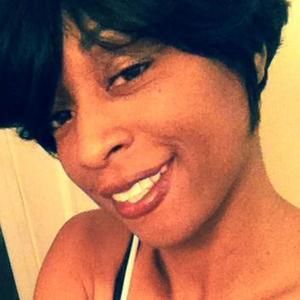 Meet your Posher, Yolanda